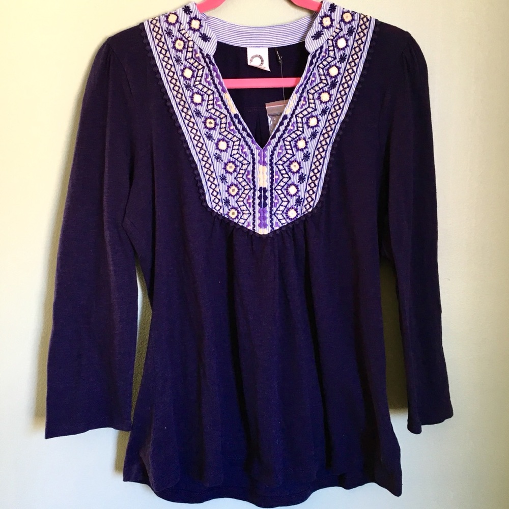❤️NWOT Anthropologie Embroidered Navy Blue Top (L)
